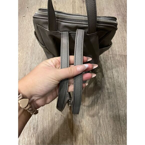 Relic Fossil Gray Medium Handbag Backpack Purse - Picture 4 of 6